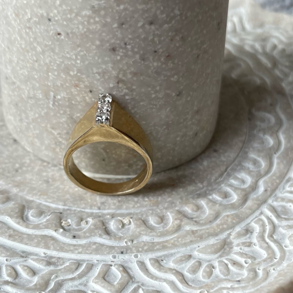 Sterling Silver‎ With Gold Plate with 3 Cubic Zirconia Ring Setting Size: 7 - Picture 4 of 12